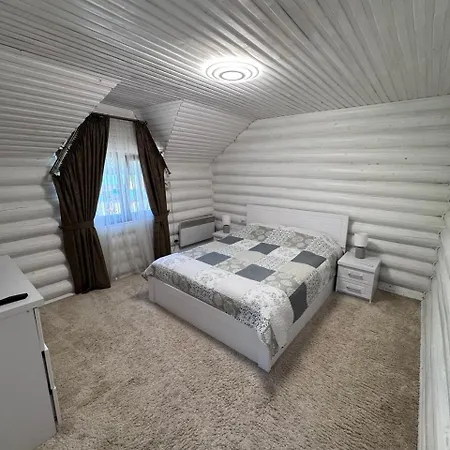 Golden Lemon Mizhhirya (Transcarpathia)