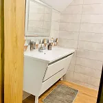 Golden Lemon Apartment *