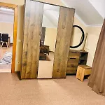 Golden Lemon Apartment *
